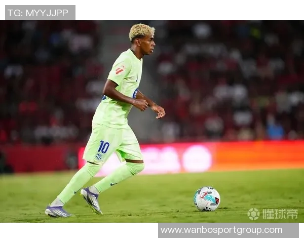 亚马尔在10月休赛期后五大联赛过人次数最多成功率达375