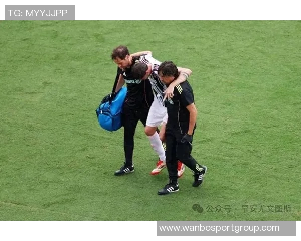 今夏离开尤文的萨沃纳在英超表现出色新援前锋进球数惨淡仅为一球