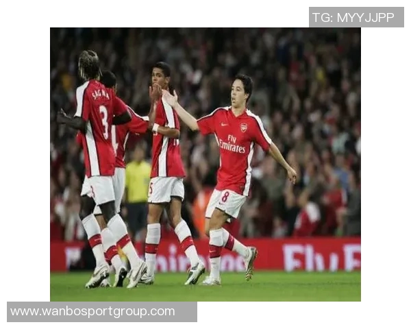 纳斯里:巴黎统治力显著下半场压制巴萨几乎窒息 纳斯里:巴黎统治力显著下半场压制巴萨几乎窒息